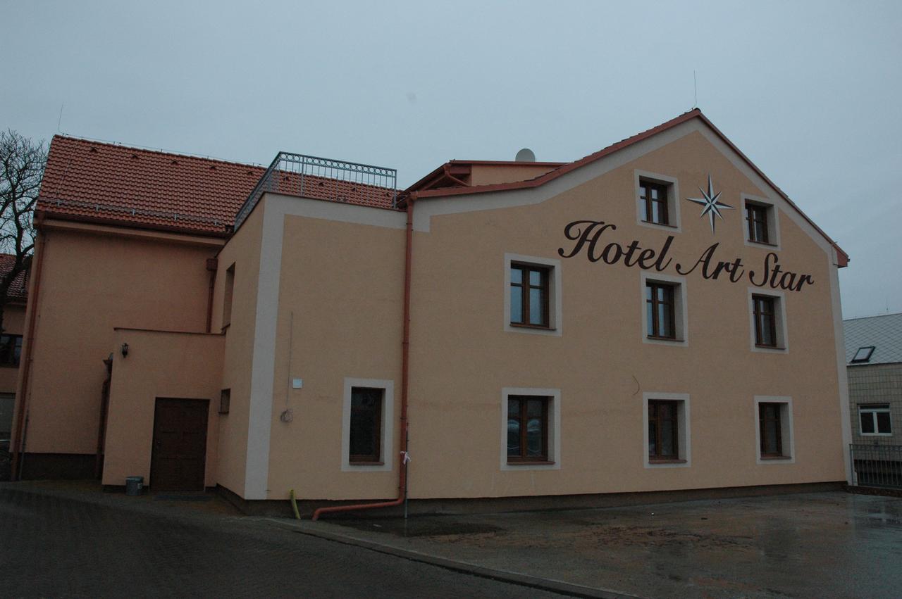 Art Star Hotel Hostivice Buitenkant foto